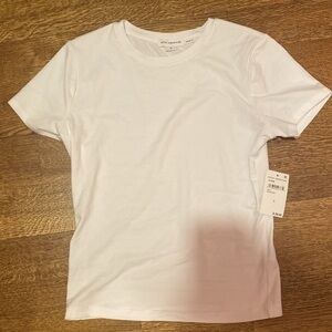 GOOD AMERICAN WHITE TEE 🤍